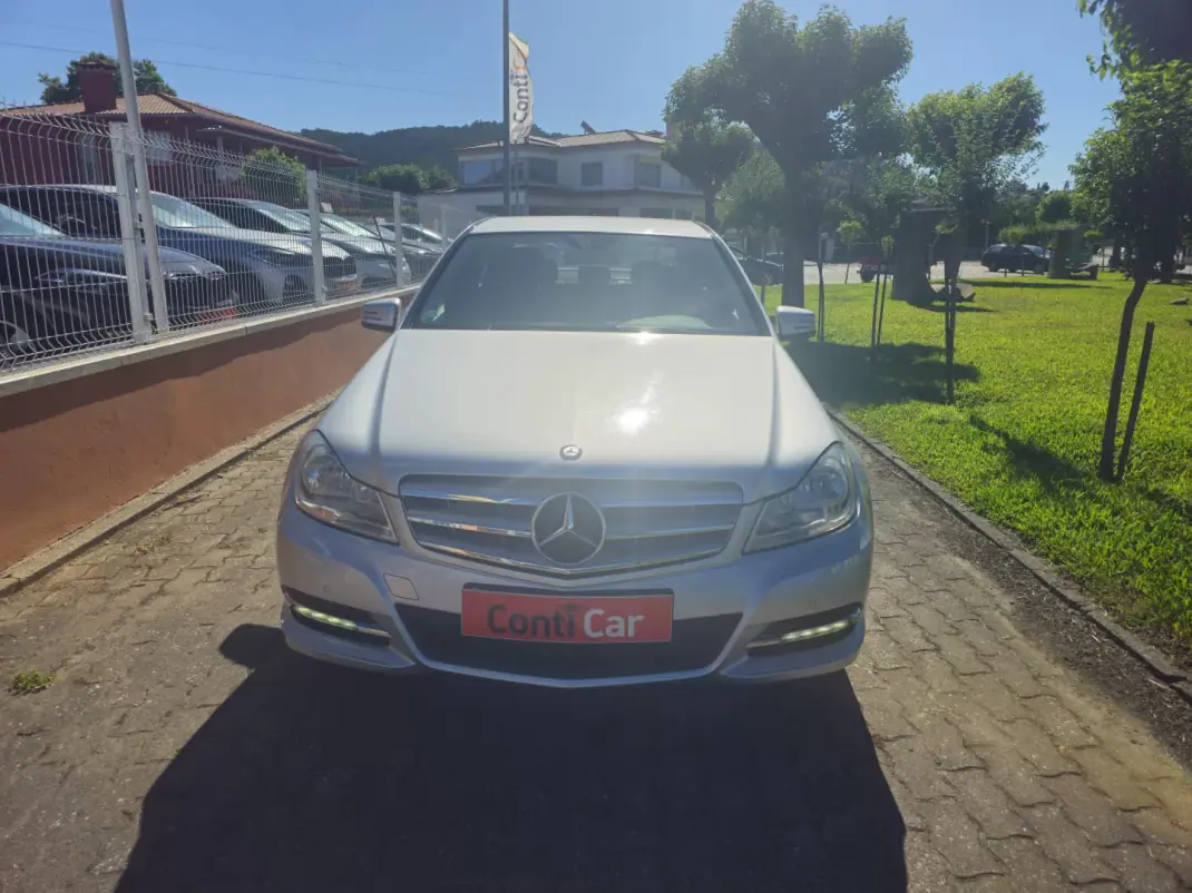 Mercedes-Benz C 200 2012 - 11990 EUR, 201378 km - 201378km - foto 2 de 12