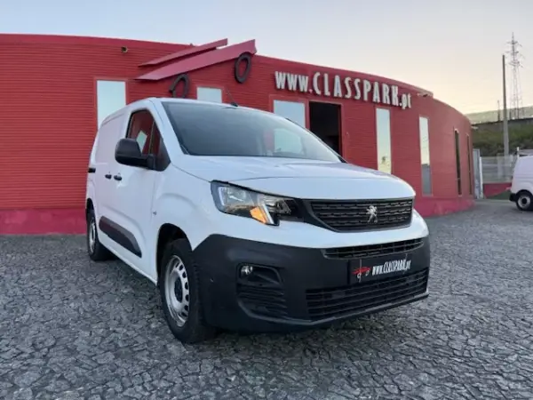 Peugeot PARTNER 1.5 HDI PRO LONGA L2H1 2020 - 11900 EUR, 177000 km - AUTO.MOTO.pt - 177000km - foto 14 de 14