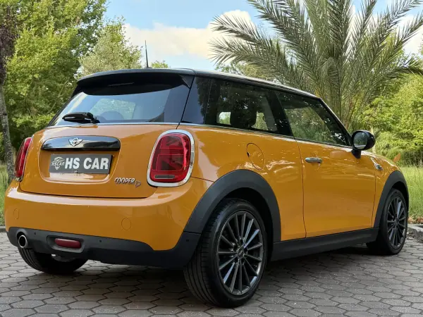 MINI 3 Portas 2016 - 12965 EUR, 150000 km - AUTO.MOTO.pt - 150000km - foto 8 de 41
