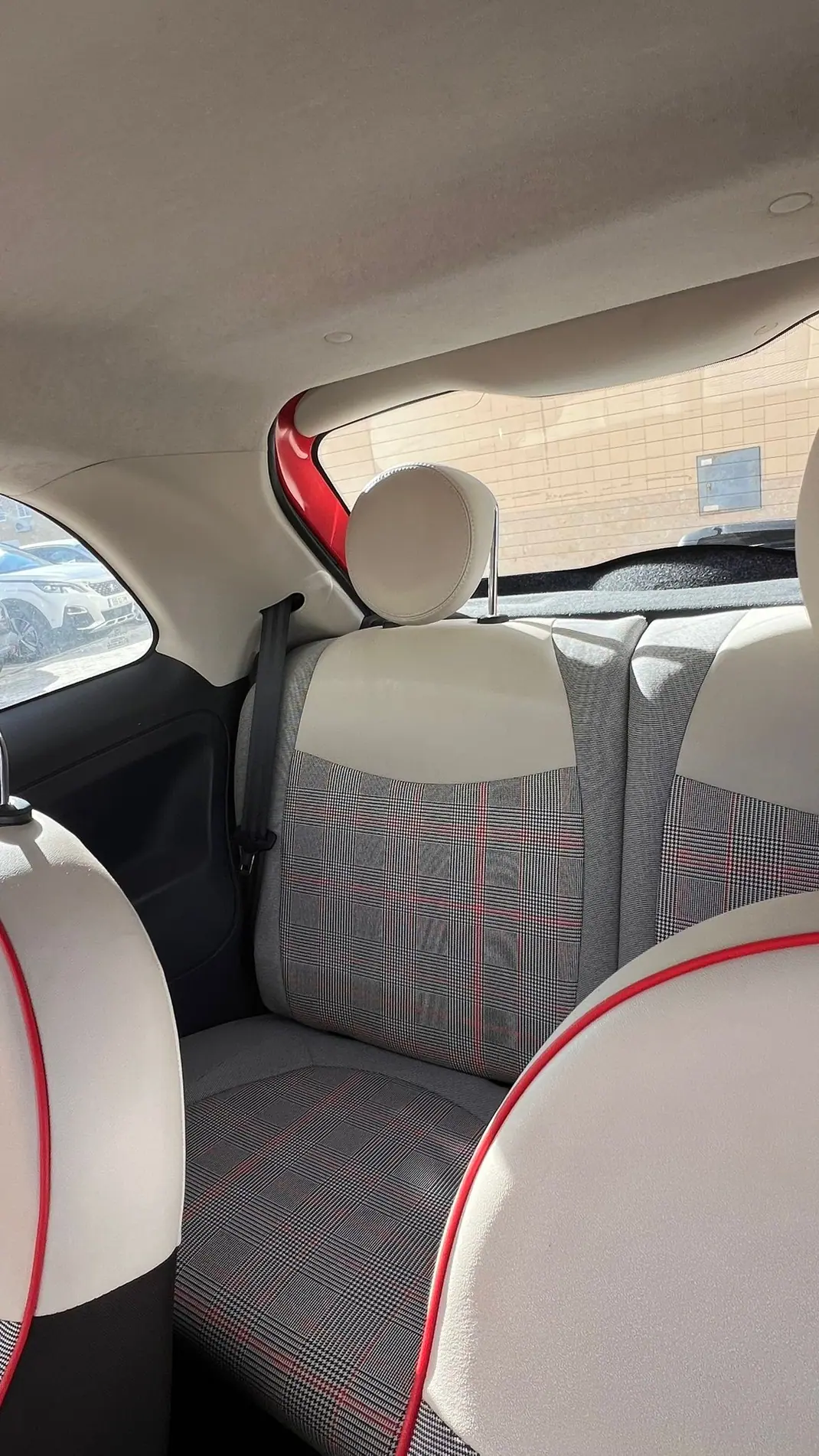Fiat 500 2015 - 8000 EUR, 105000 km - 105000km - foto 3 de 6