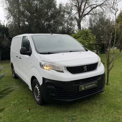 Peugeot Expert 2016 - 12990 EUR, 180000 km - AUTO.MOTO.pt - 180000km - foto 4 de 27