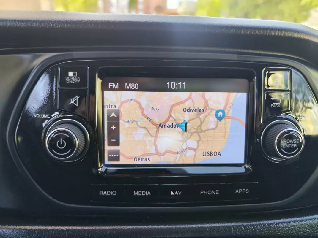 Fiat Tipo 2016 - 8480 EUR, 177150 km - AUTO.MOTO.pt - 177150km - foto 34 de 39