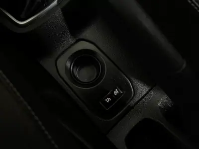 Dacia Duster 2020 - 15750 EUR, 128000 km - AUTO.MOTO.pt - 128000km - foto 40 de 60