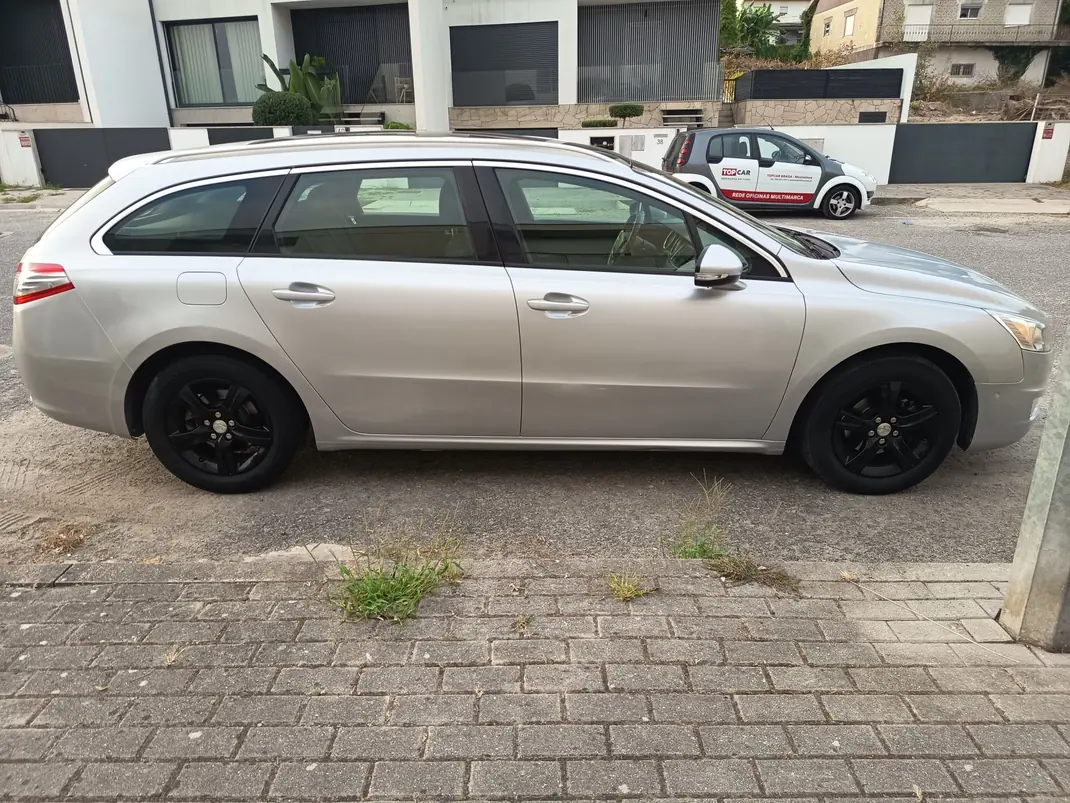 Peugeot 508 SW 2014 - 8500 EUR, 234400 km - 234400km - foto 7 de 15
