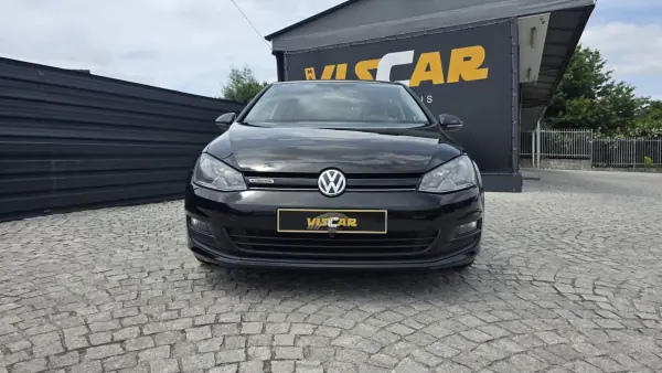 Volkswagen Golf 2015 - 14540 EUR, 135000 km - AUTO.MOTO.pt - 135000km - foto 12 de 26