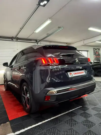 Peugeot 3008 2018 - 17900 EUR, 140000 km - AUTO.MOTO.pt - 140000km - foto 5 de 11
