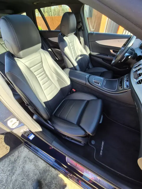 Mercedes-Benz E 300 2022 - 40000 EUR, 157000 km - AUTO.MOTO.pt - 157000km - foto 34 de 41