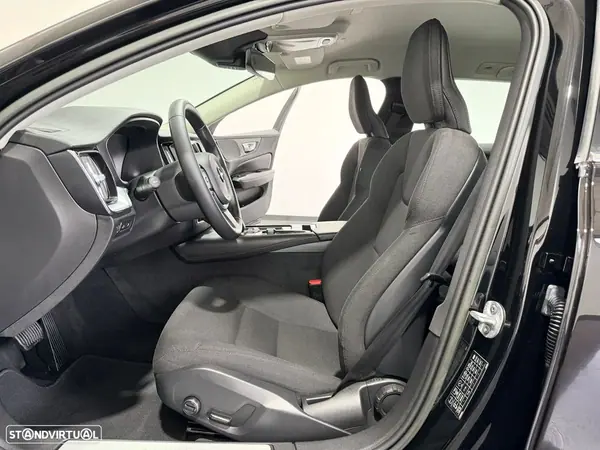Volvo V60 2021 - 25990 EUR, 82125 km - AUTO.MOTO.pt - 82125km - foto 29 de 51