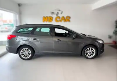 Ford Focus SW 2015 - 10850 EUR, 153000 km - AUTO.MOTO.pt - 153000km - foto 6 de 12