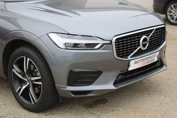 Volvo XC 60 2020 - 33990 EUR, 168000 km - AUTO.MOTO.pt - 168000km - foto 7 de 37