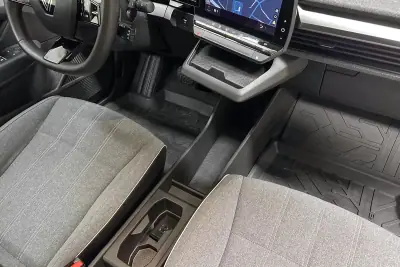 Renault Mégane E-Tech 2022 - 22450 EUR, 48129 km - AUTO.MOTO.pt - 48129km - foto 29 de 38