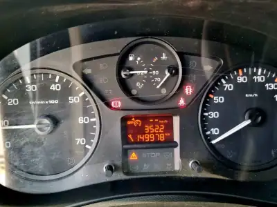 Citroën BERLINGO VAN XL 1.5 BLUE HDI 3 LUGARES 2018 - 9500 EUR, 149000 km - AUTO.MOTO.pt - 149000km - foto 4 de 12