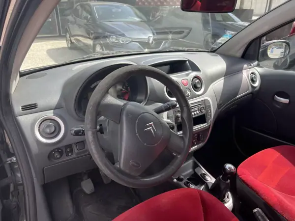 Citroën C2 2008 - 3990 EUR, 108500 km - AUTO.MOTO.pt - 108500km - foto 6 de 14