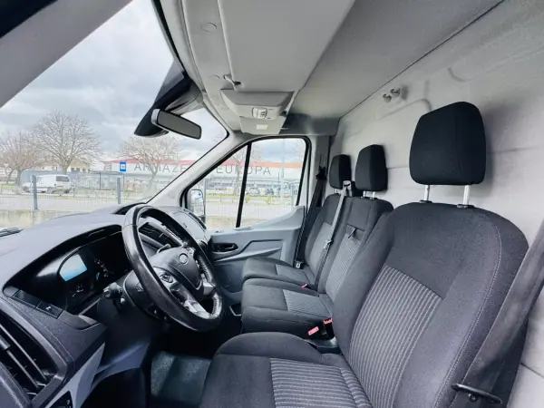 Ford Transit 2019 - 21999 EUR, 169000 km - AUTO.MOTO.pt - 169000km - foto 12 de 24