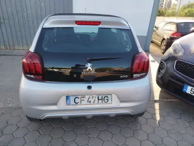 Peugeot 108 2016 - 9900 EUR, 54000 km - AUTO.MOTO.pt - 54000km - foto 3 de 3
