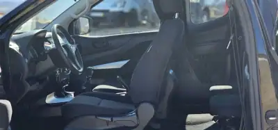 Nissan Navara 2020 - 27400 EUR, 190102 km - AUTO.MOTO.pt - 190102km - foto 10 de 12