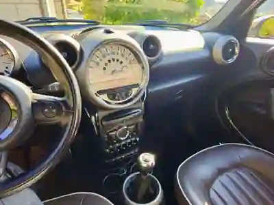 MINI Countryman 2011 - 13500 EUR, 211000 km - AUTO.MOTO.pt - 211000km - foto 11 de 14