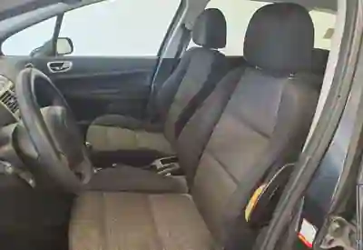 Peugeot 307 SW 2008 - 3450 EUR, 280000 km - 280000km - foto 3 de 8