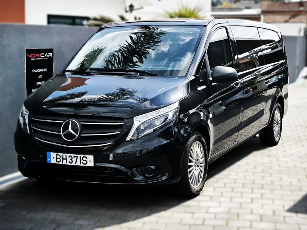 Mercedes-Benz Vito Tourer 2022 - 45950 EUR, 95000 km - AUTO.MOTO.pt - 95000km - foto 1 de 36