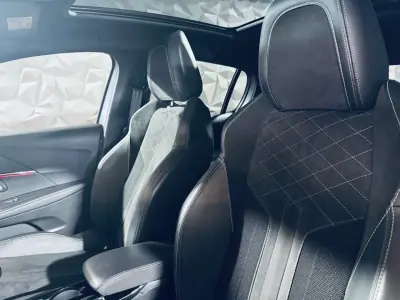 Peugeot 208 2022 - 15990 EUR, 75129 km - AUTO.MOTO.pt - 75129km - foto 33 de 35