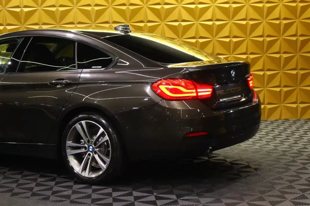 BMW 418 Gran Coupé 2019 - 23800 EUR, 174000 km - AUTO.MOTO.pt - 174000km - foto 12 de 44