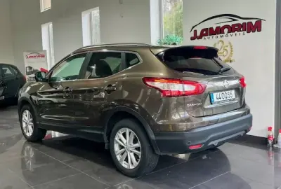 Nissan Qashqai 2014 - 12499 EUR, 176021 km - AUTO.MOTO.pt - 176021km - foto 2 de 28