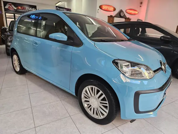 Volkswagen Up! 1.0 Move 2022 Gasolina — 54 387 km · Faro Volkswagen Up! 1.0 Move 2022 Gasolina
