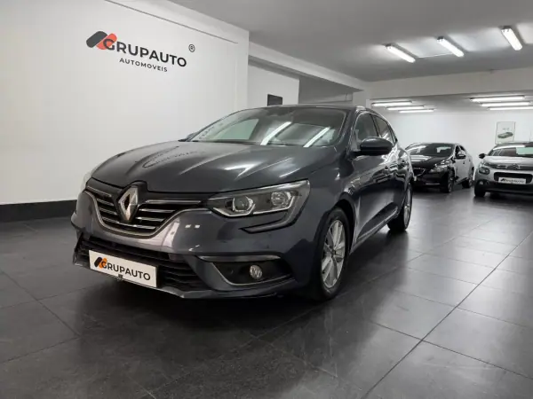 Renault Mégane 1.2 TCe Limited 2017 Gasolina