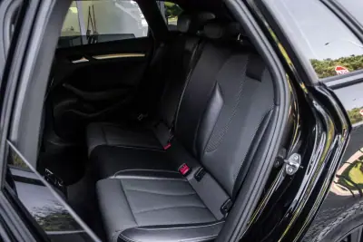 Audi A3 Sportback 2015 - 13490 EUR, 252393 km - AUTO.MOTO.pt - 252393km - foto 27 de 34