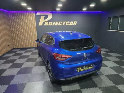 Renault Clio 2021 - 14900 EUR, 56000 km - AUTO.MOTO.pt - 56000km - foto 24 de 25