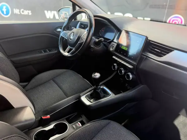 Renault Captur 2022 - 16900 EUR, 120826 km - AUTO.MOTO.pt - 120826km - foto 19 de 22
