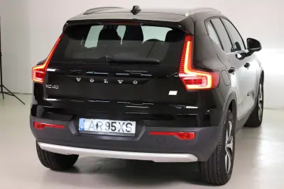 Volvo XC 40 2022 - 28990 EUR, 98750 km - AUTO.MOTO.pt - 98750km - foto 25 de 51