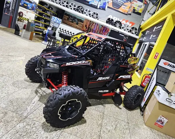 Polaris RZR 2019 - 16500 EUR, 8000 km - AUTO.MOTO.pt - 8000km - foto 9 de 18