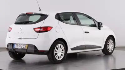 Renault Clio 1.5 Dci Société Zen 2 Lug 2016 - 8850 EUR, 85121 km - AUTO.MOTO.pt - 85121km - foto 4 de 6