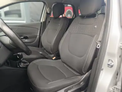 Renault Captur 2016 - 12490 EUR, 138211 km - AUTO.MOTO.pt - 138211km - foto 24 de 30