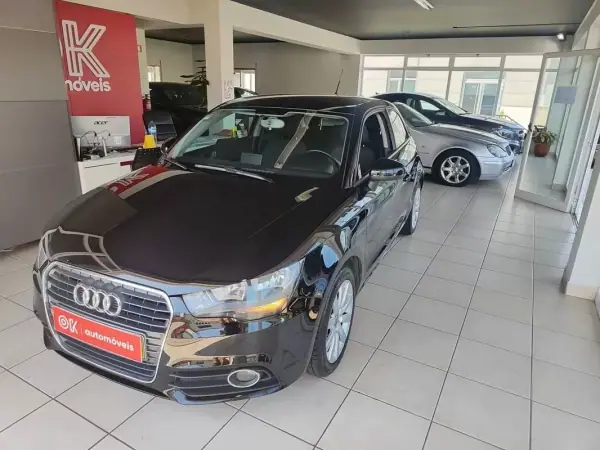 Audi A1 2011 - 8650 EUR, 215600 km - AUTO.MOTO.pt - 215600km - foto 5 de 32