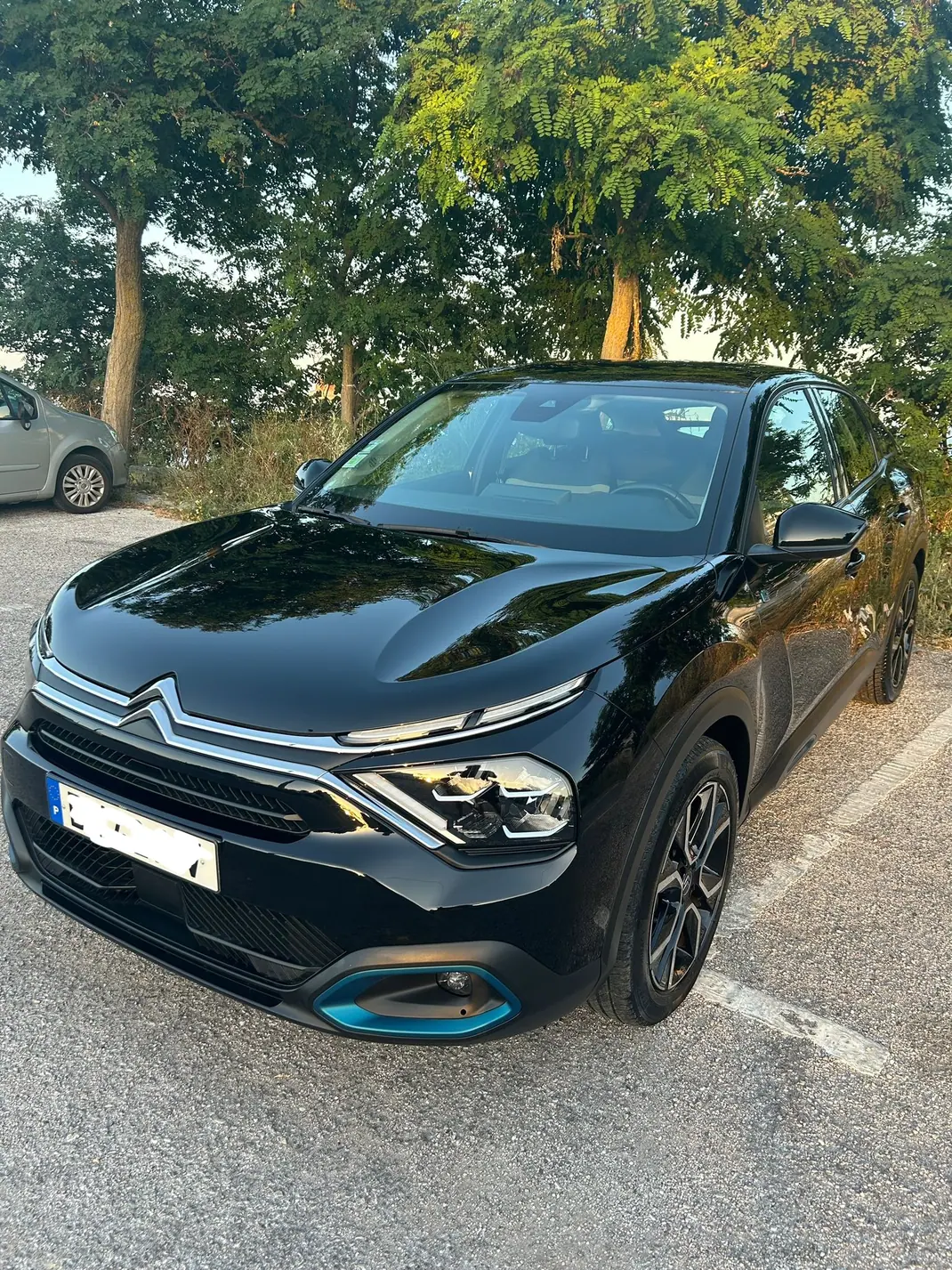 Citroën e-C4 2022 - 19250 EUR, 43300 km - AUTO.MOTO.pt - 43300km - foto 13 de 16