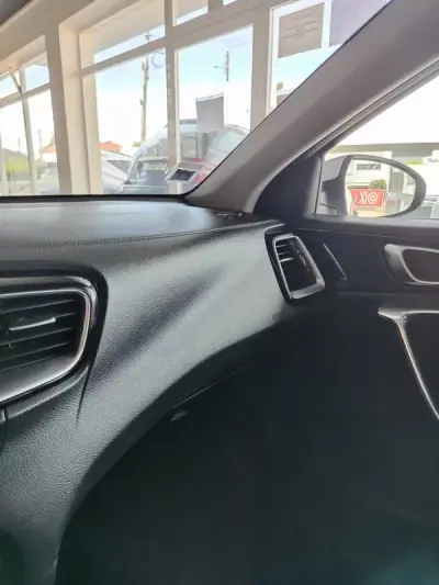 Kia Ceed SW 2019 - 18250 EUR, 70500 km - AUTO.MOTO.pt - 70500km - foto 32 de 35