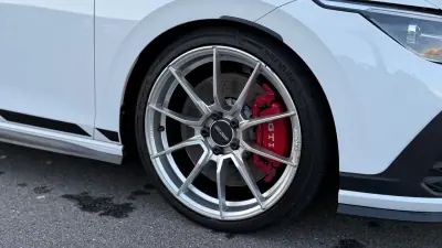 Volkswagen Golf 2021 - 39900 EUR, 55600 km - AUTO.MOTO.pt - 55600km - foto 3 de 26