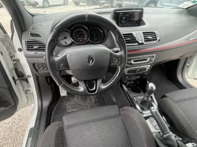 Renault Mégane Coupe 2015 - 23900 EUR, 124085 km - 124085km - foto 7 de 8