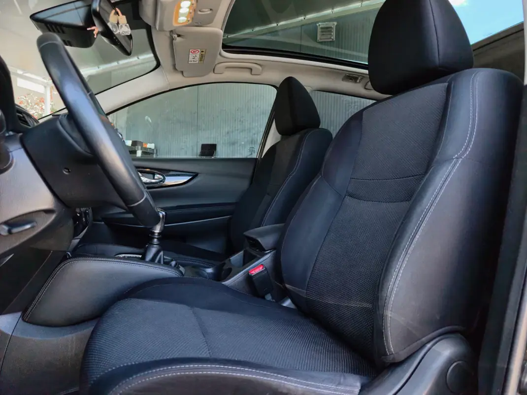Nissan Qashqai 2016 - 15750 EUR, 160600 km - AUTO.MOTO.pt - 160600km - foto 13 de 17