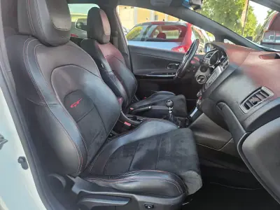 Kia Ceed 2015 - 15900 EUR, 113000 km - 113000km - foto 13 de 31