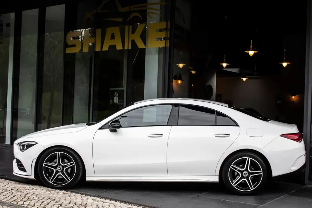 Mercedes-Benz CLA 180 2023 - 31750 EUR, 131927 km - AUTO.MOTO.pt - 131927km - foto 2 de 40