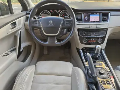 Peugeot 508 SW 2011 - 9350 EUR, 137166 km - AUTO.MOTO.pt - 137166km - foto 7 de 18