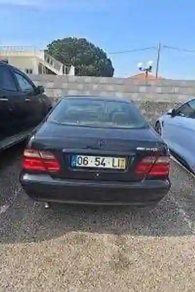 Mercedes-Benz CLK 200 1998 — foto 4 de 4