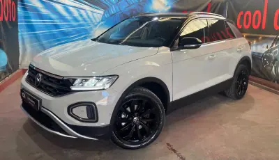 Volkswagen T-Roc 2024 - 21999 EUR, 12000 km - AUTO.MOTO.pt - 12000km - foto 1 de 50