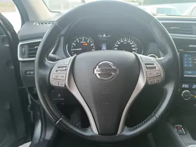 Nissan Qashqai 2016 - 12500 EUR, 183100 km - AUTO.MOTO.pt - 183100km - foto 30 de 36