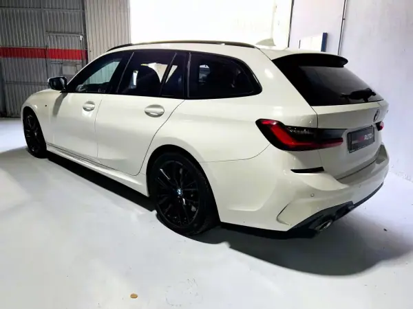 BMW 330 2019 - 30000 EUR, 206305 km - AUTO.MOTO.pt - 206305km - foto 3 de 43