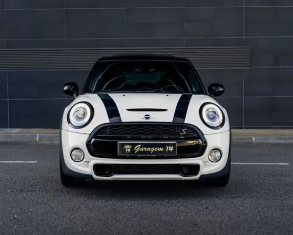 MINI Cooper 2015 - 19990 EUR, 135300 km - AUTO.MOTO.pt - 135300km - foto 2 de 54