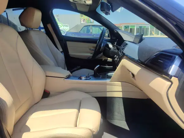 BMW 420 Gran Coupé 2018 - 22900 EUR, 247000 km - AUTO.MOTO.pt - 247000km - foto 11 de 26